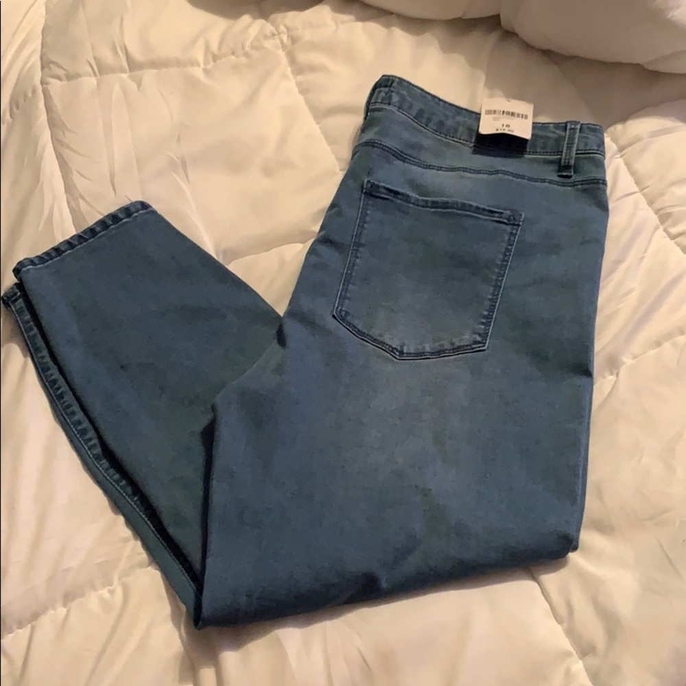 *NEW* Blue Skinny Jeans